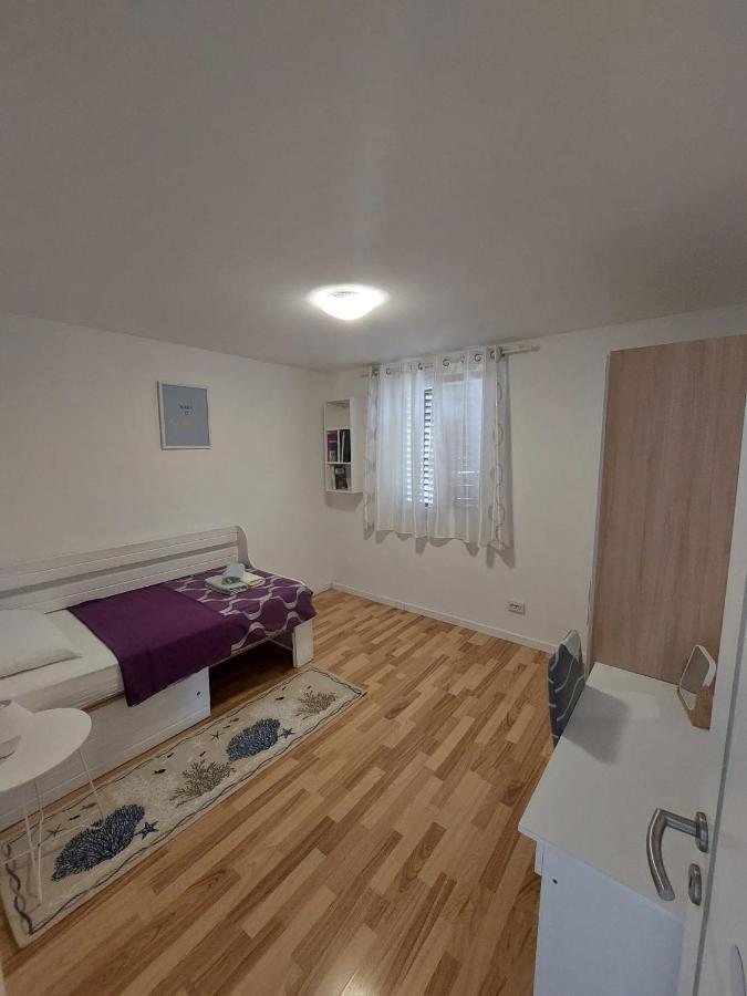 Apartman Katarina 茨雷斯 外观 照片